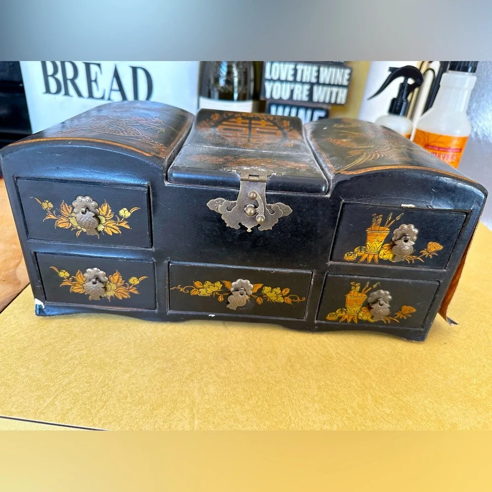 Antique, Asian jewelry box - Picture 1 of 11